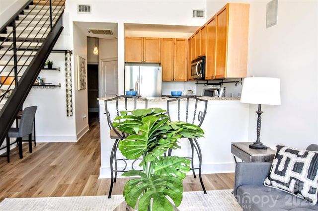 115 E Park Avenue 423, Charlotte, NC 28203