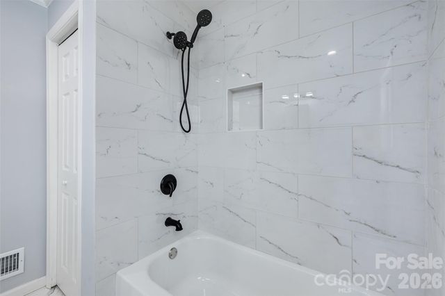 2621 Sherry Lane, Gastonia, NC 28054