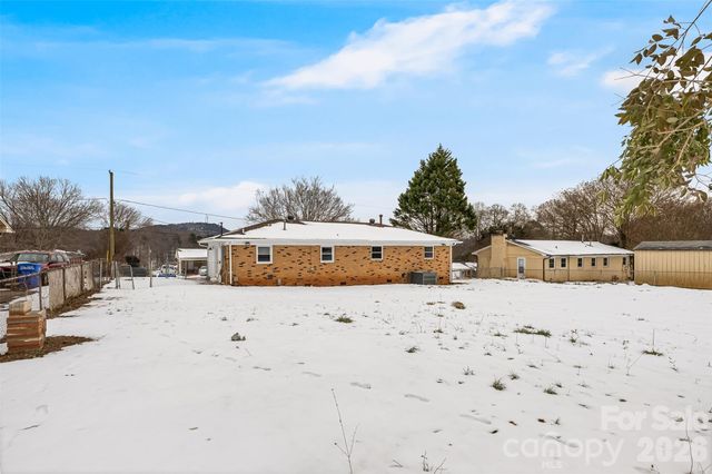 2621 Sherry Lane, Gastonia, NC 28054