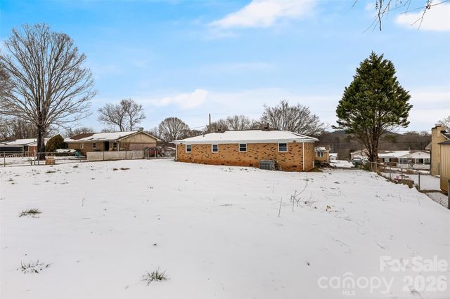 2621 Sherry Lane, Gastonia, NC 28054