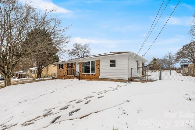 2621 Sherry Lane, Gastonia, NC 28054