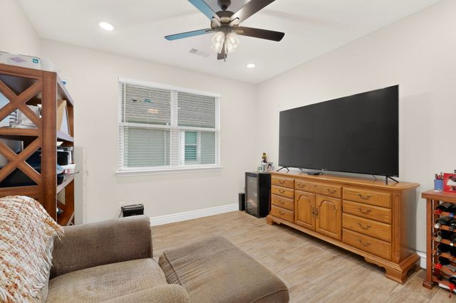 9613 Windwood Lane, Denton, TX 76207