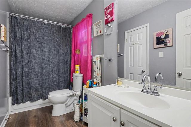 6260 Crestview Lane, Forest Park, GA 30297