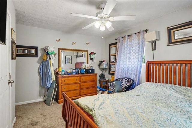 6260 Crestview Lane, Forest Park, GA 30297