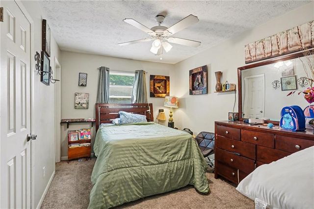 6260 Crestview Lane, Forest Park, GA 30297