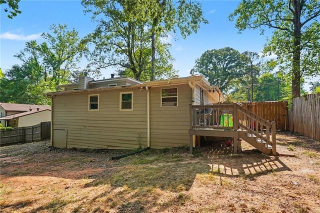 6260 Crestview Lane, Forest Park, GA 30297