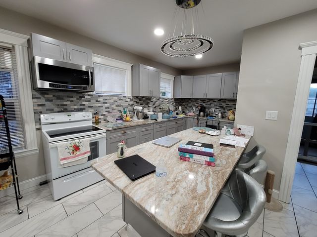11 Payson St 2, Worcester, MA 01607