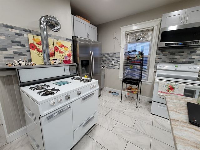 11 Payson St 2, Worcester, MA 01607