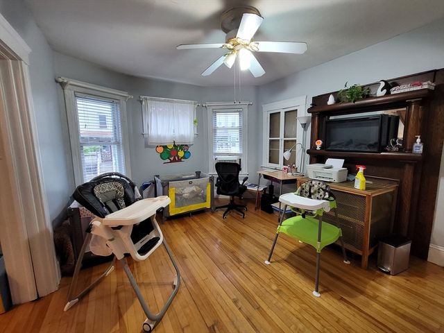 11 Payson St 2, Worcester, MA 01607