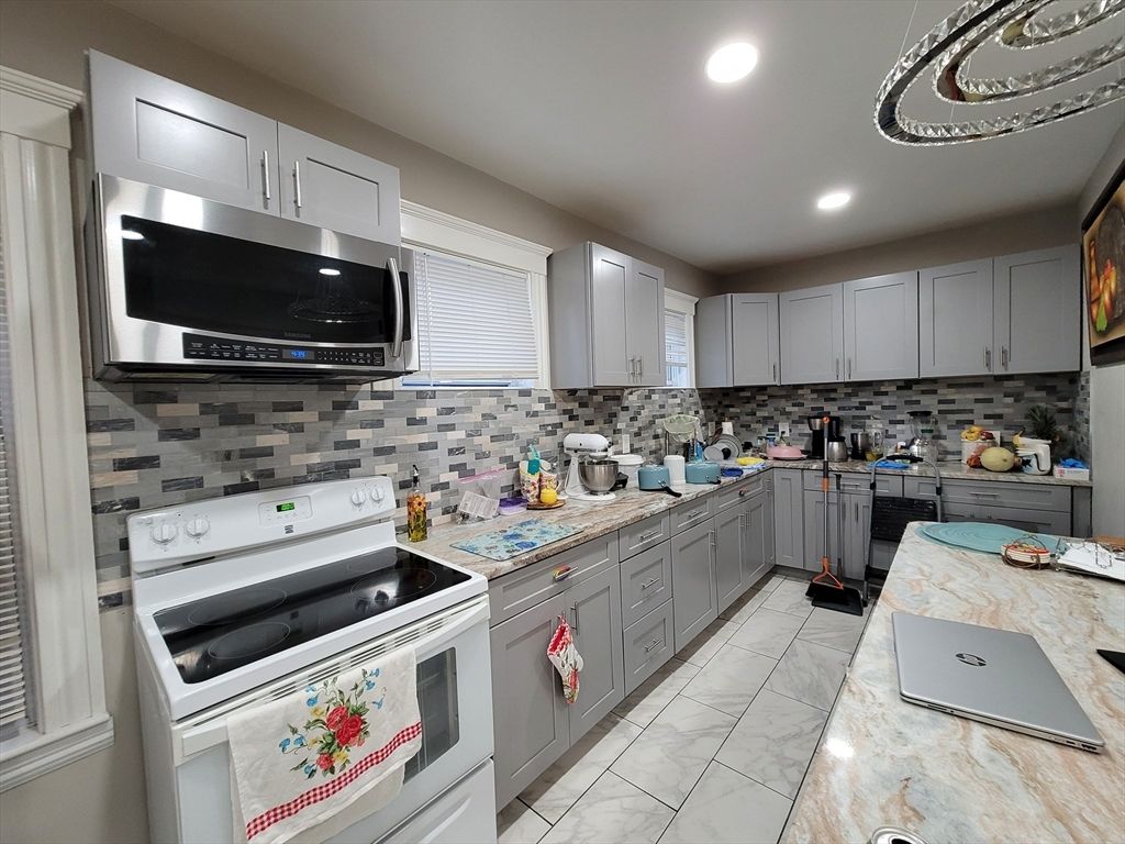 11 Payson St 2, Worcester, MA 01607