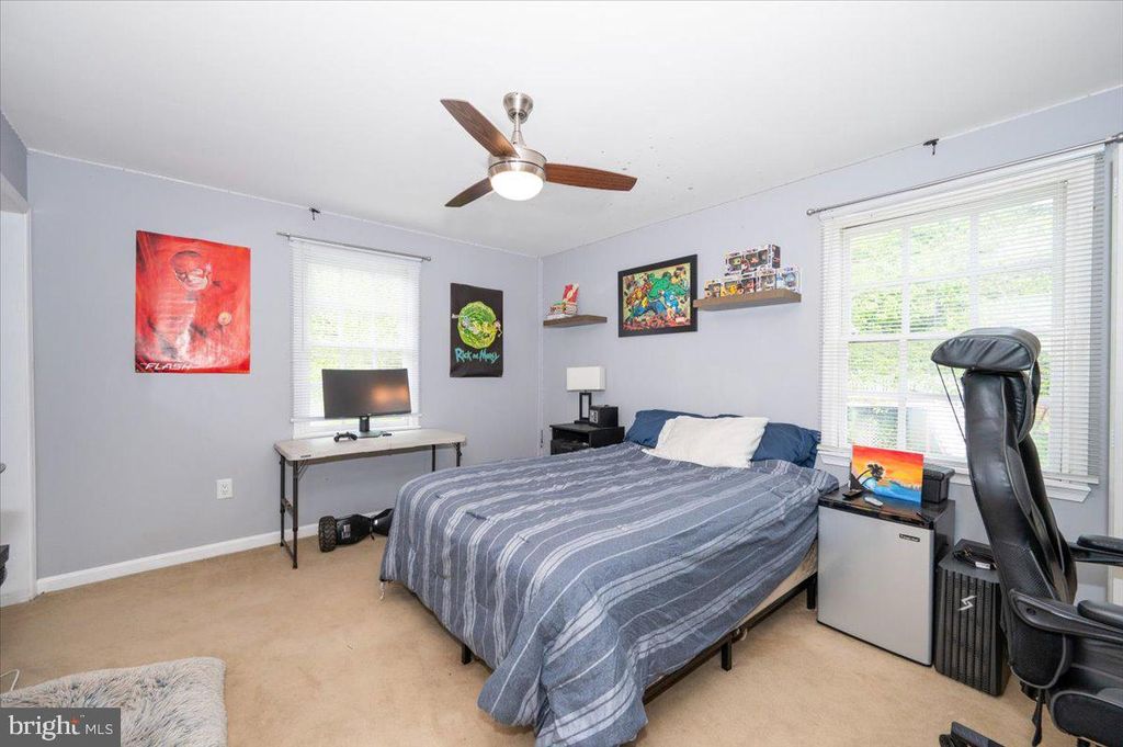 Image 29 of property listing at 6652 LAKE FRONT CT, New Market, MD 21774