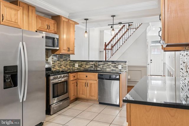214 N MADEIRA ST, Baltimore, MD 21231