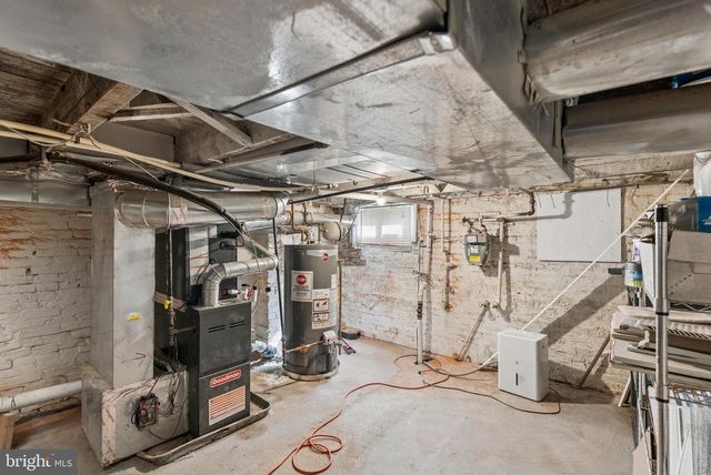 214 N MADEIRA ST, Baltimore, MD 21231