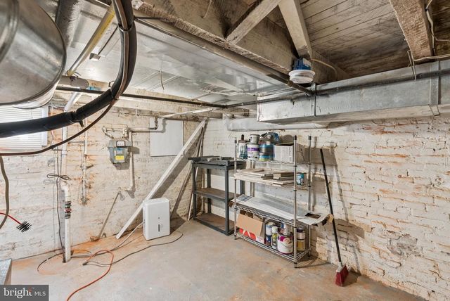 214 N MADEIRA ST, Baltimore, MD 21231