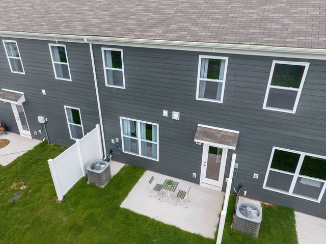 916 Shorttail Lane, Lebanon, TN 37090