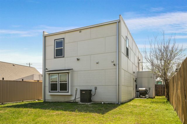 3725 Toronto Street, Dallas, TX 75212