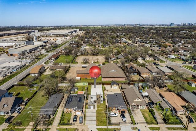 3725 Toronto Street, Dallas, TX 75212