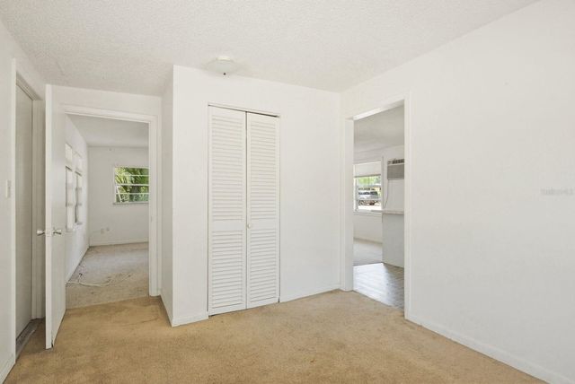 11405 OAK LANE, Largo, FL 33778