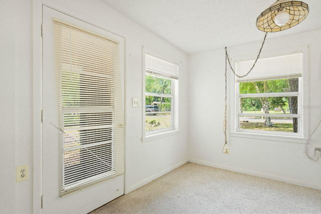 11405 OAK LANE, Largo, FL 33778