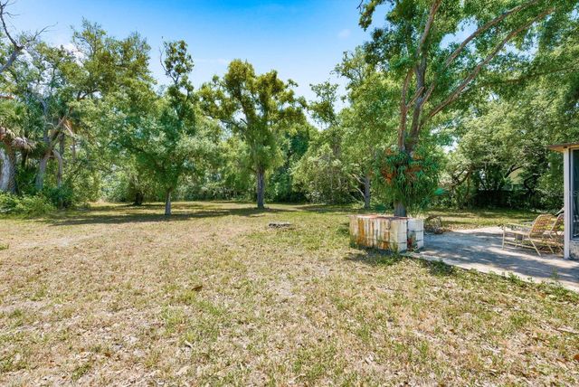 11405 OAK LANE, Largo, FL 33778