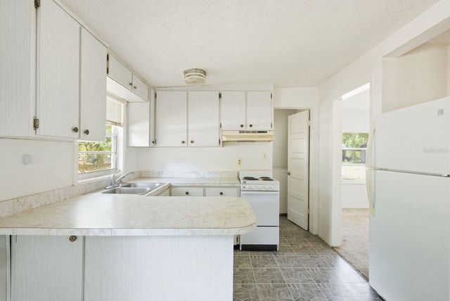 11405 OAK LANE, Largo, FL 33778