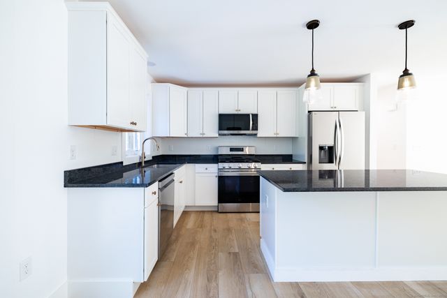 176 Rockwell Avenue, Bristol, CT 06010