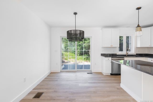 176 Rockwell Avenue, Bristol, CT 06010