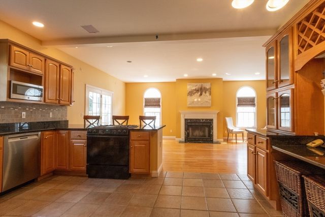 62 Garden Street 62, Needham, MA 02492
