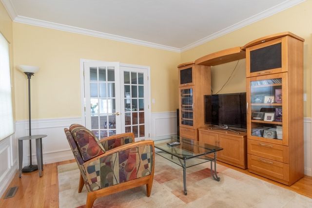 62 Garden Street 62, Needham, MA 02492