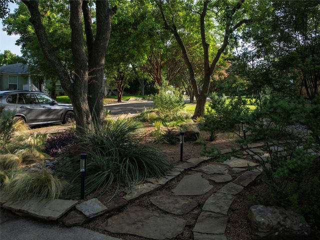 2631 Alco Avenue, Dallas, TX 75211