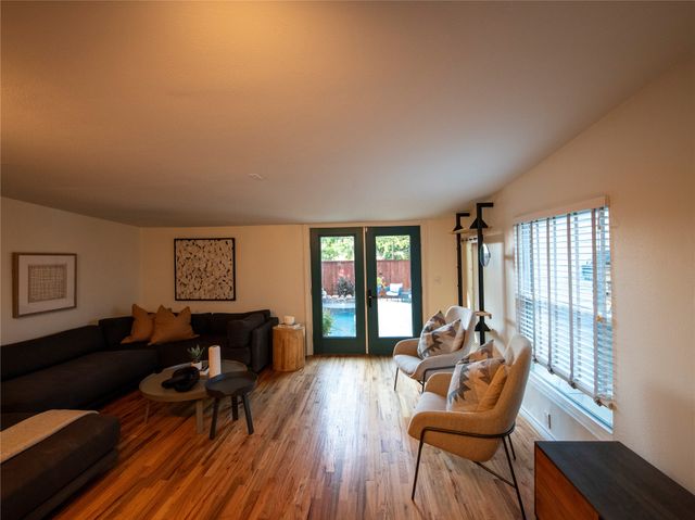 2631 Alco Avenue, Dallas, TX 75211