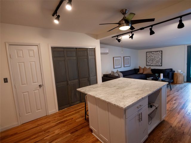2631 Alco Avenue, Dallas, TX 75211