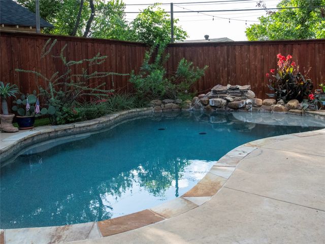 2631 Alco Avenue, Dallas, TX 75211