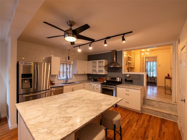 2631 Alco Avenue, Dallas, TX 75211
