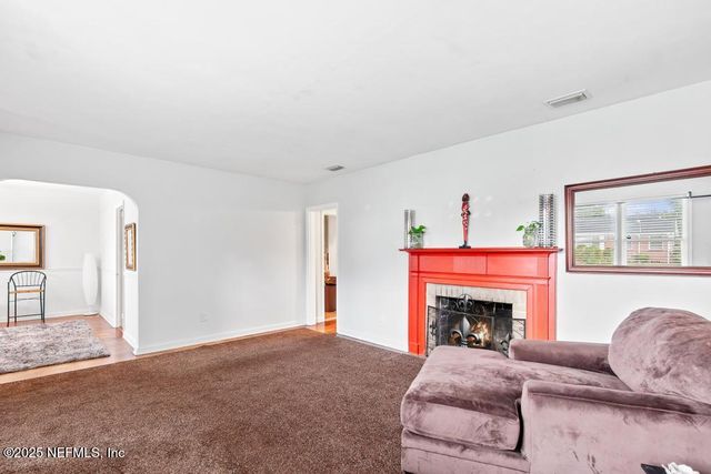 433 W 70TH Street, Jacksonville, FL 32208