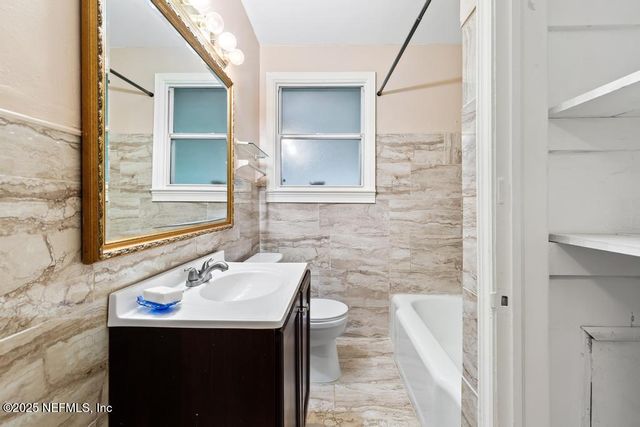 433 W 70TH Street, Jacksonville, FL 32208