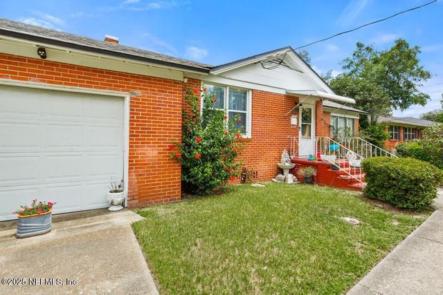 433 W 70TH Street, Jacksonville, FL 32208