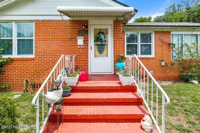 433 W 70TH Street, Jacksonville, FL 32208