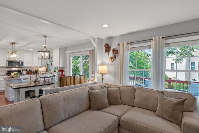 6517 BEECHNUT CIR, Warrenton, VA 20187