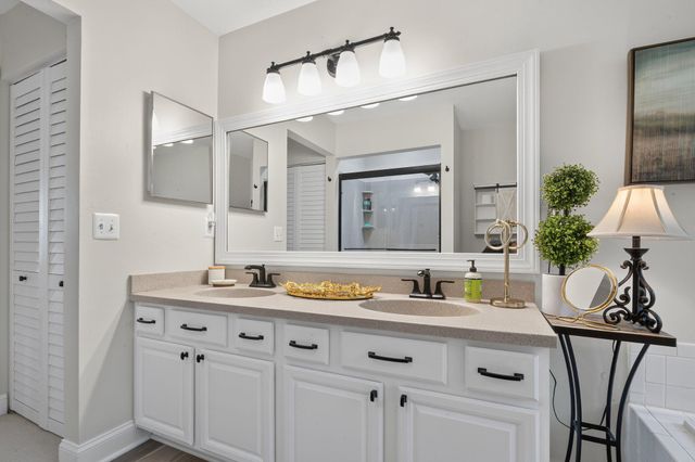 6517 BEECHNUT CIR, Warrenton, VA 20187