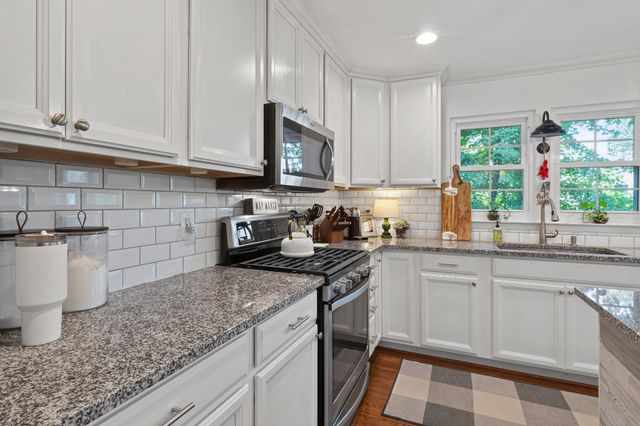 6517 BEECHNUT CIR, Warrenton, VA 20187