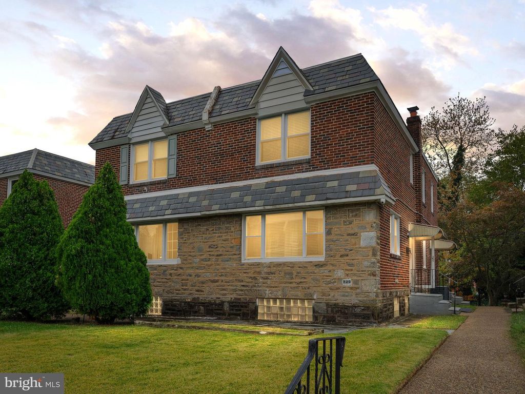 720 KERPER ST, Philadelphia, PA 19111