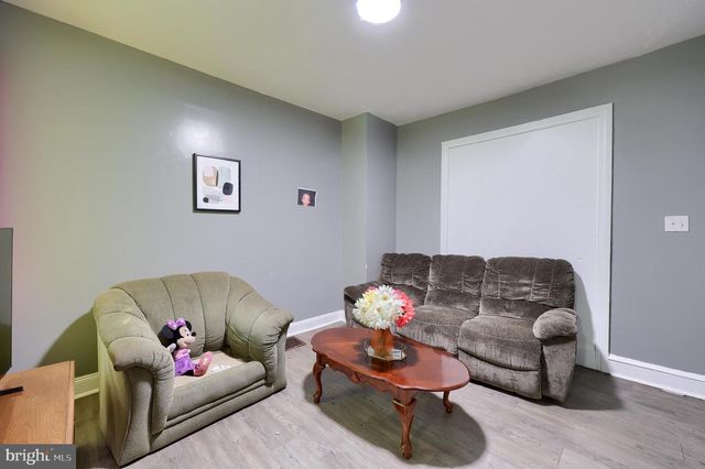 461 E WALNUT ST, York, PA 17403