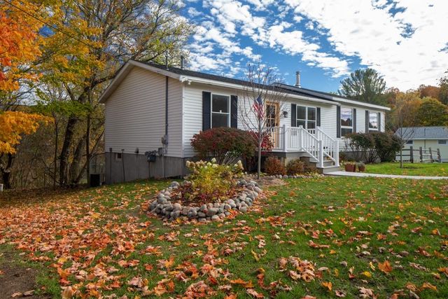 8335 S Maple City Road, Kasson Twp, MI 49664