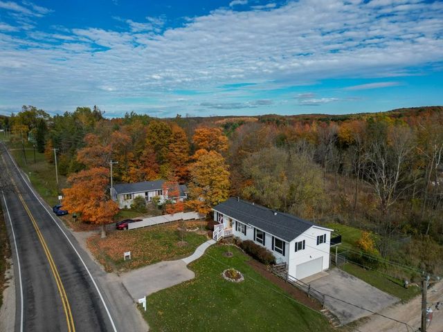 8335 S Maple City Road, Kasson Twp, MI 49664