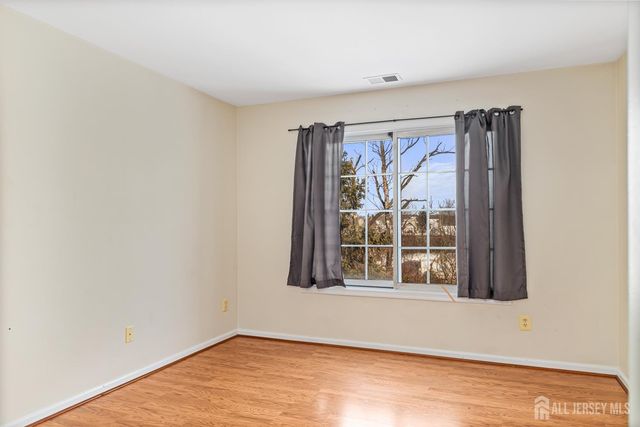 734 Waterford Drive, Edison, NJ 08817