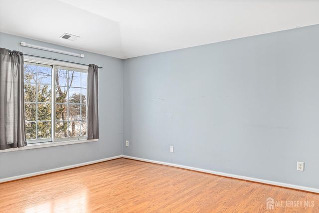 734 Waterford Drive, Edison, NJ 08817