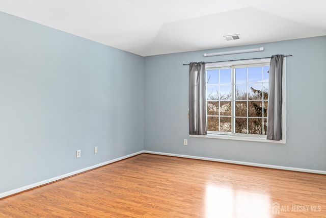 734 Waterford Drive, Edison, NJ 08817