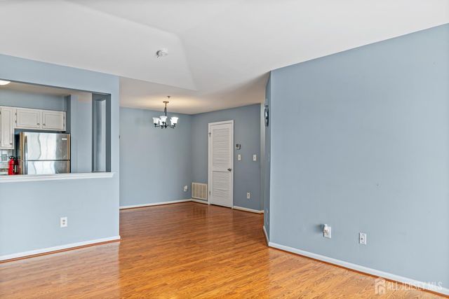 734 Waterford Drive, Edison, NJ 08817