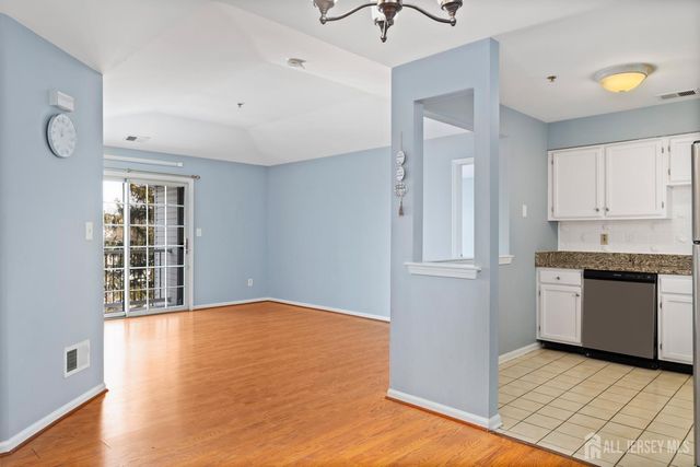 734 Waterford Drive, Edison, NJ 08817